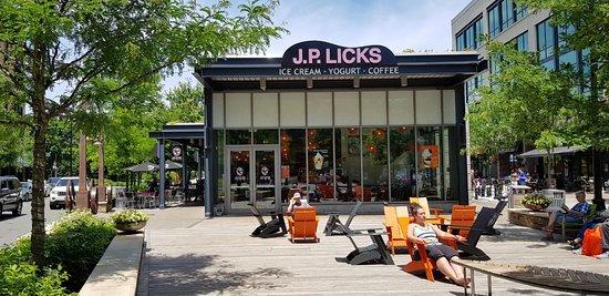 J.P. Licks