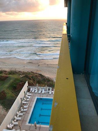 Cafe Cage 9 Beach