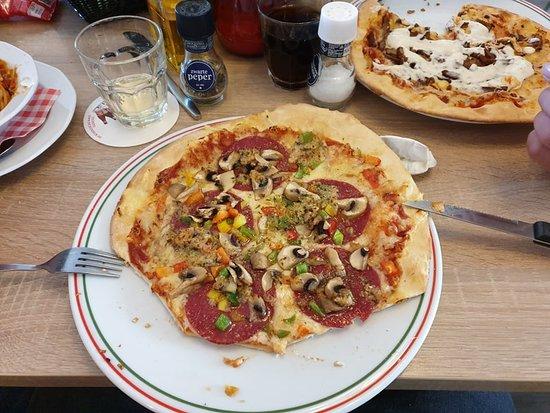 Pizzeria La Piazza