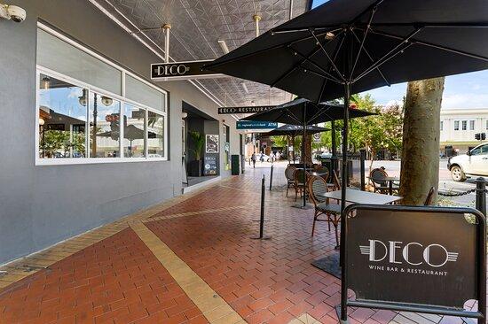 Deco Wine Bar & Restaurant