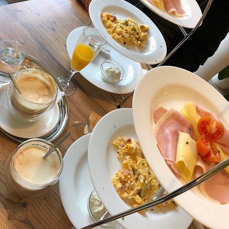Eiscafé Maximilian