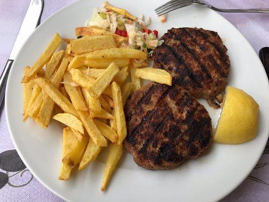 Yamas Taverna