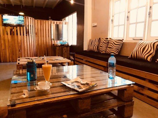 Cafe the Vibe