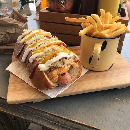 Iguana Cocktails & Food