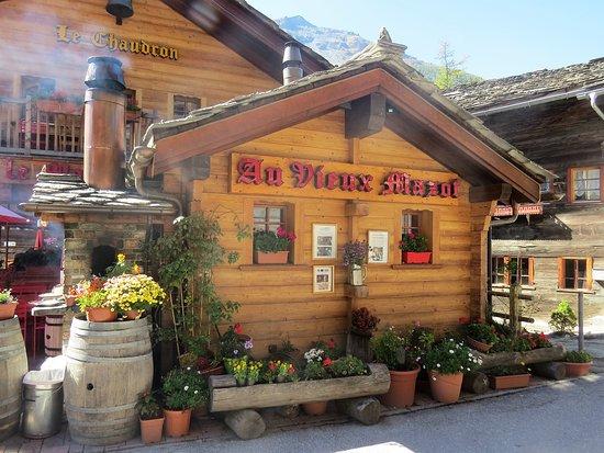 Chez Raymonde