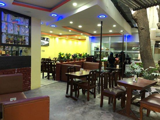 Noodles House n'Burger Bar