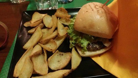 BlackStone Pub