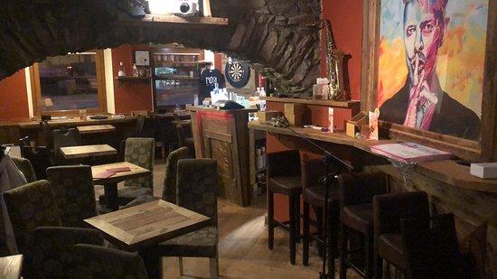 Mood Pub & Music