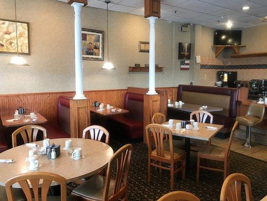 Oasis Restaurant & Pancake House