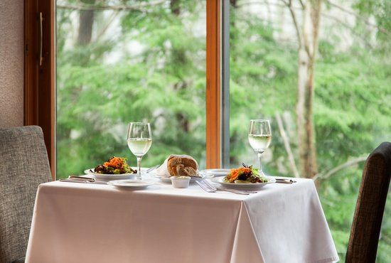 Tarragon at The Inn at Honey Run