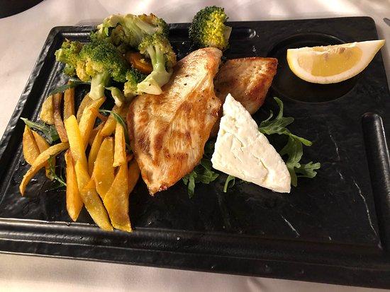 Resto Cafe Hemingway