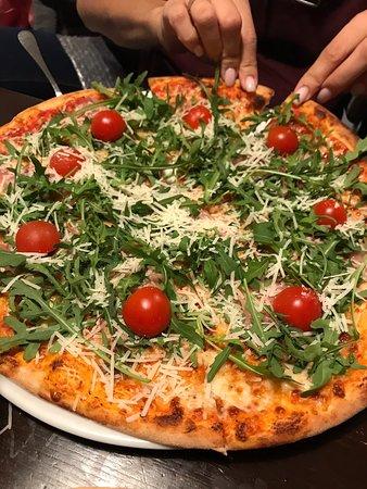 Pizza Falenizza