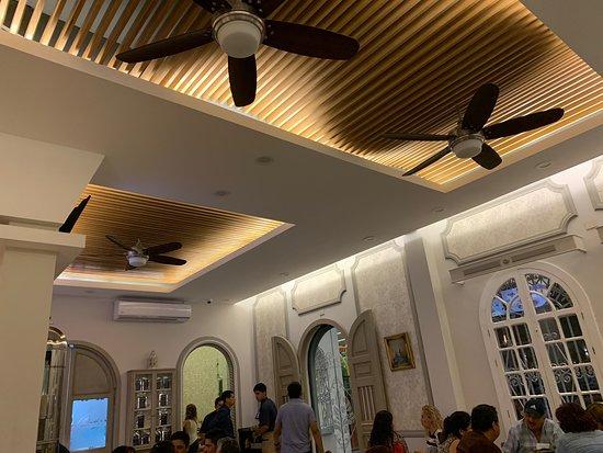 Gran Cafe Del Portal