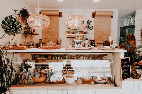 Cocos Deli