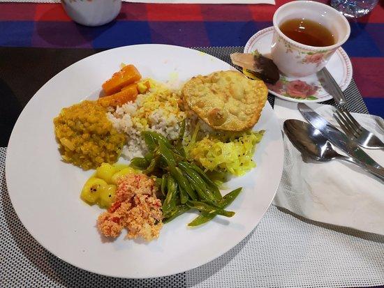 Ella Siyapatha Hut Restaurant