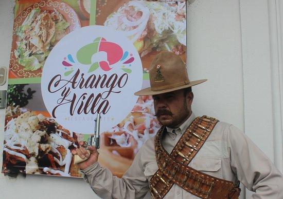 Arango y Villa