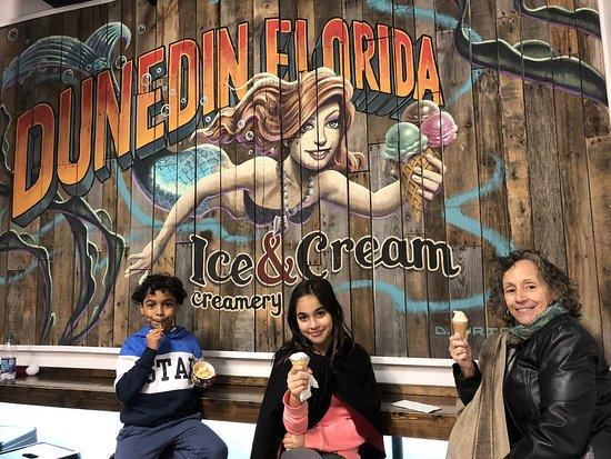 Ice & Cream Creamery