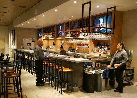 Cooper's Hawk Winery & Restaurant