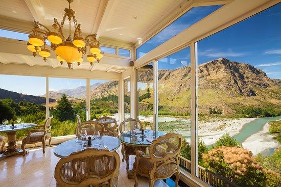 Kanuka Kitchen and Bar