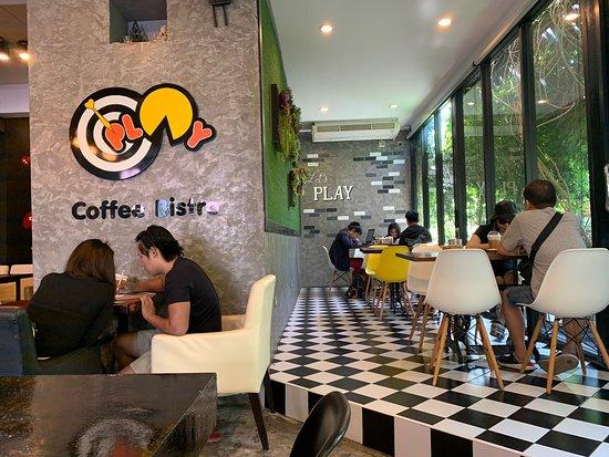 Play Coffee Bistro