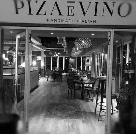 Piza E Vino