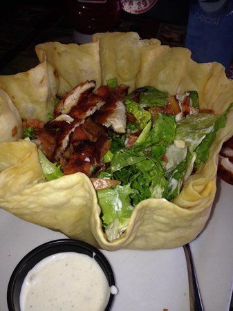 Bobby Valentine's Sports Gallery