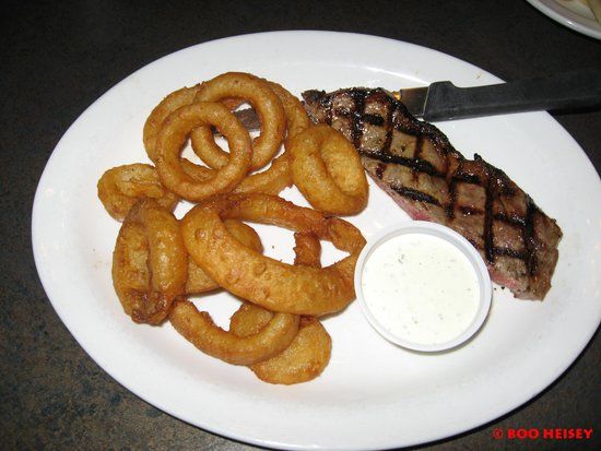 Sports Bar and Grill at Diamond Mountain Casino