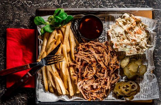 Rednekk BBQ & Bar