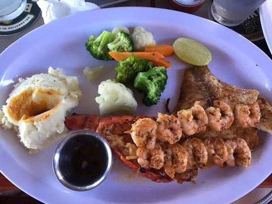 Lucca Restaurant & Bar