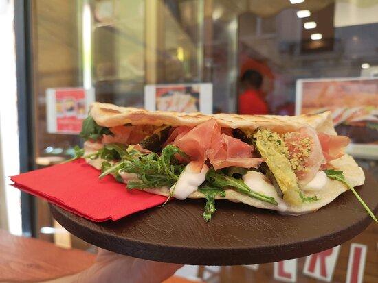 Santa Sofia 4190 Piadineria Artigianale