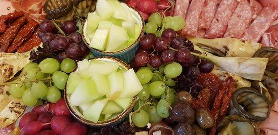 Gustando Bottega Gourmet