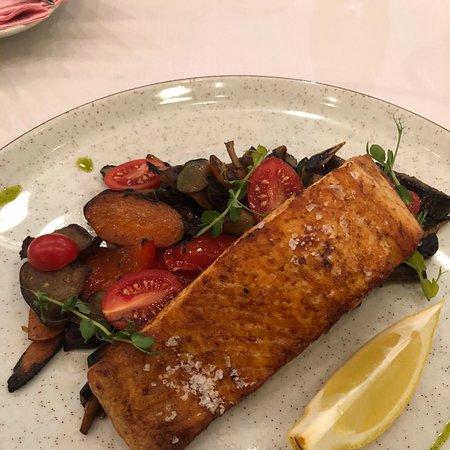 Malibu Etterem & Bar