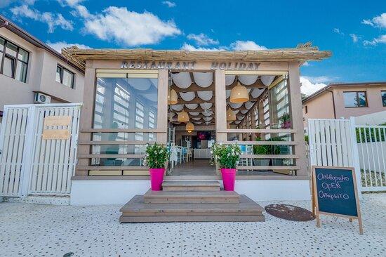Restaurant Holiday