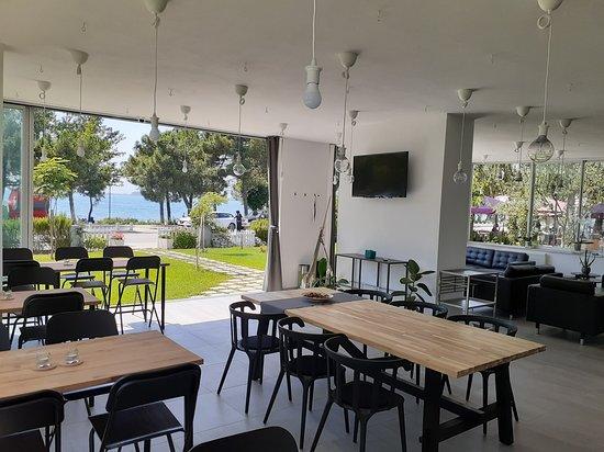 Beyaz Ev Ozel Kafe ve Restoran