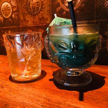 Mucho Amor Cafe & Bar