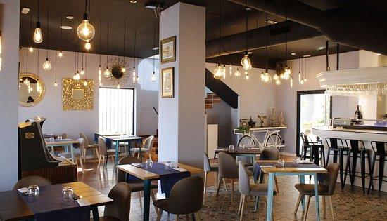 Mayela restaurant
