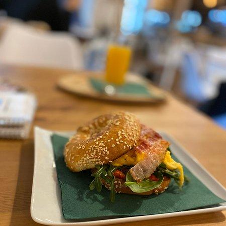 Cafe Color
