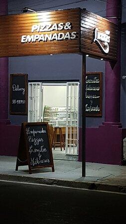 Pizzeria Luzzi's