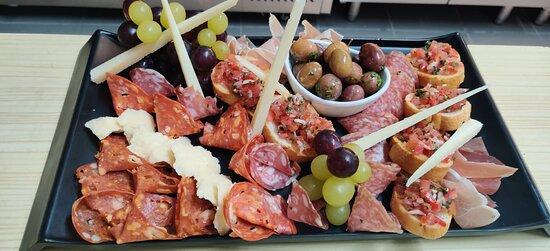 L-iSports Bar