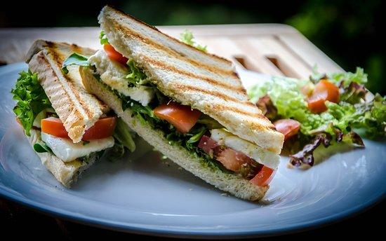 Assenza Cafe & Tapas