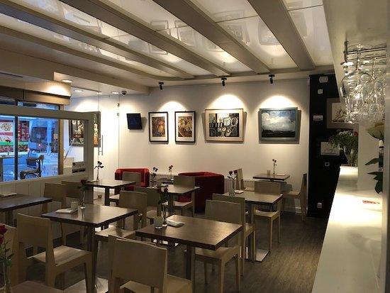 Mey's Art cafe