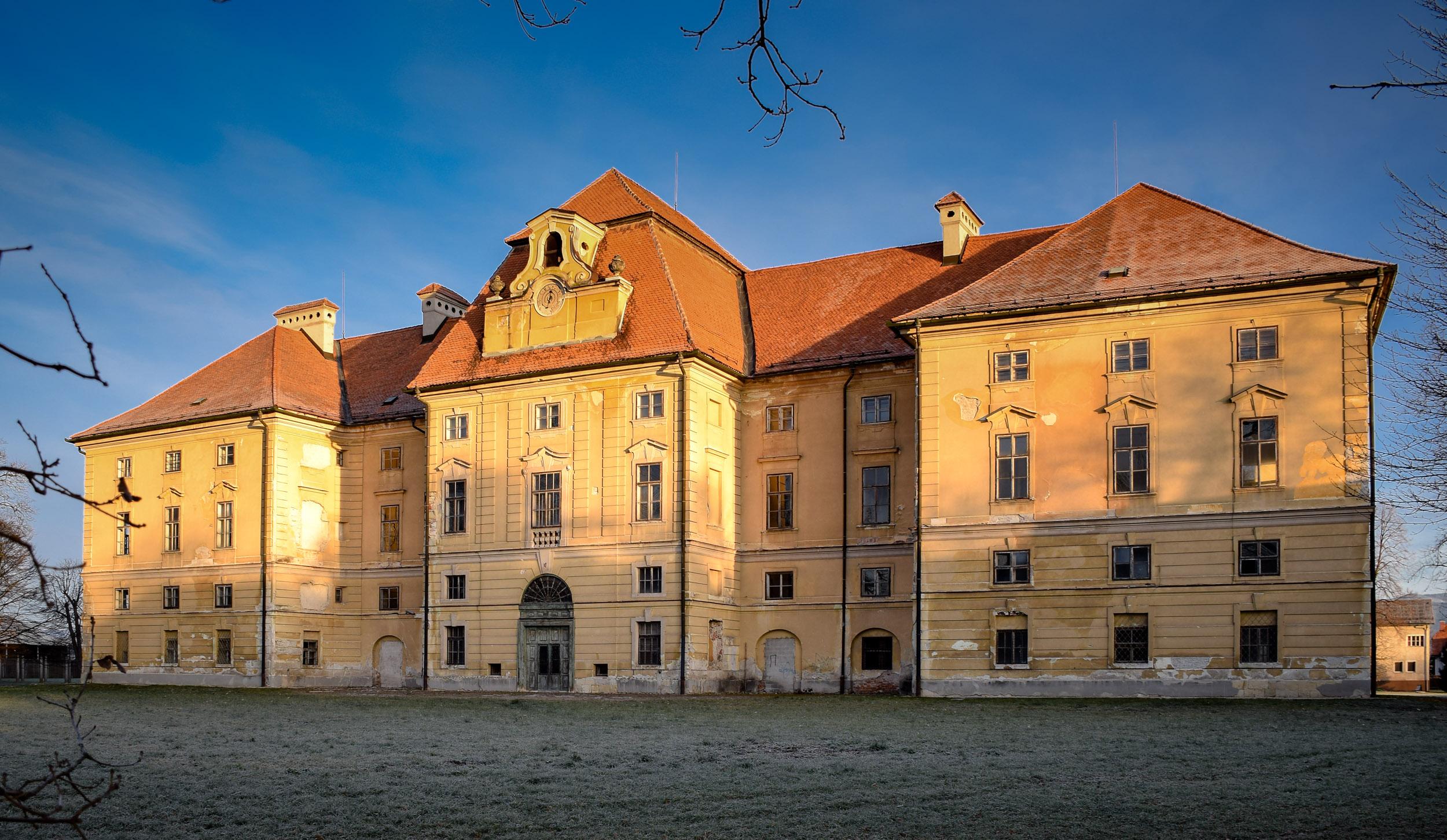 Novo Celje Mansion