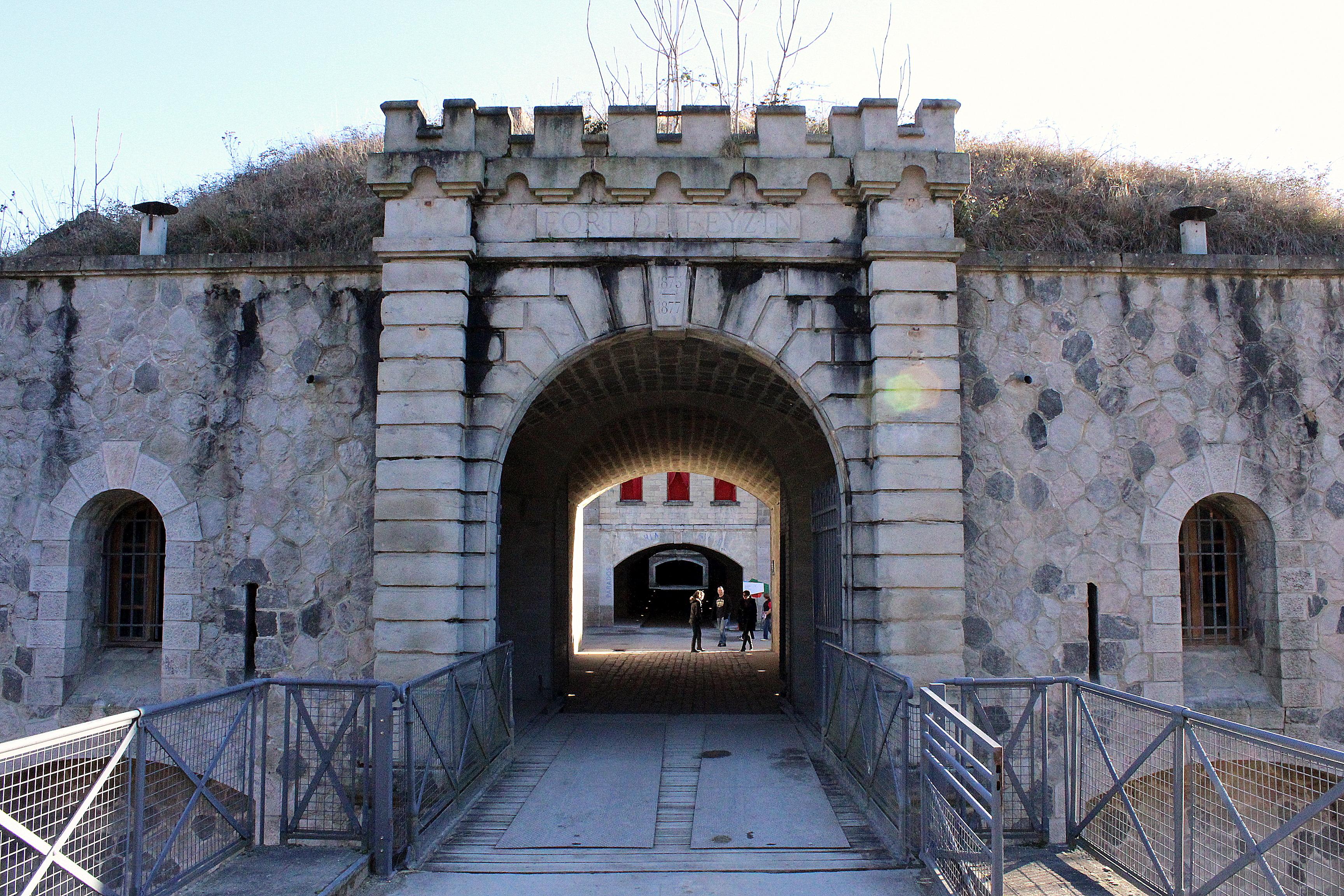 fort de Feyzin
