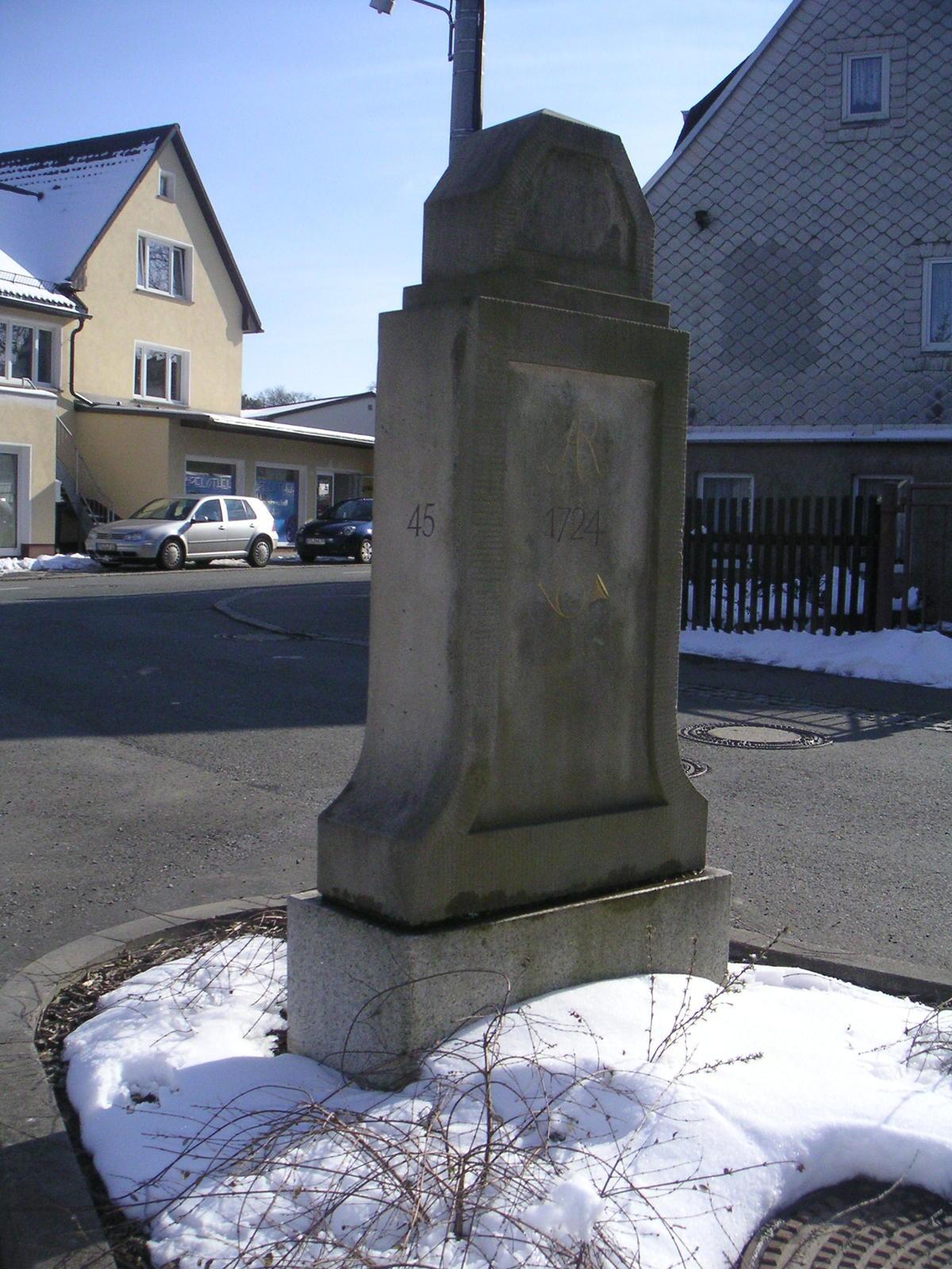 Kursächsische Postmeilensäule Niederzwönitz