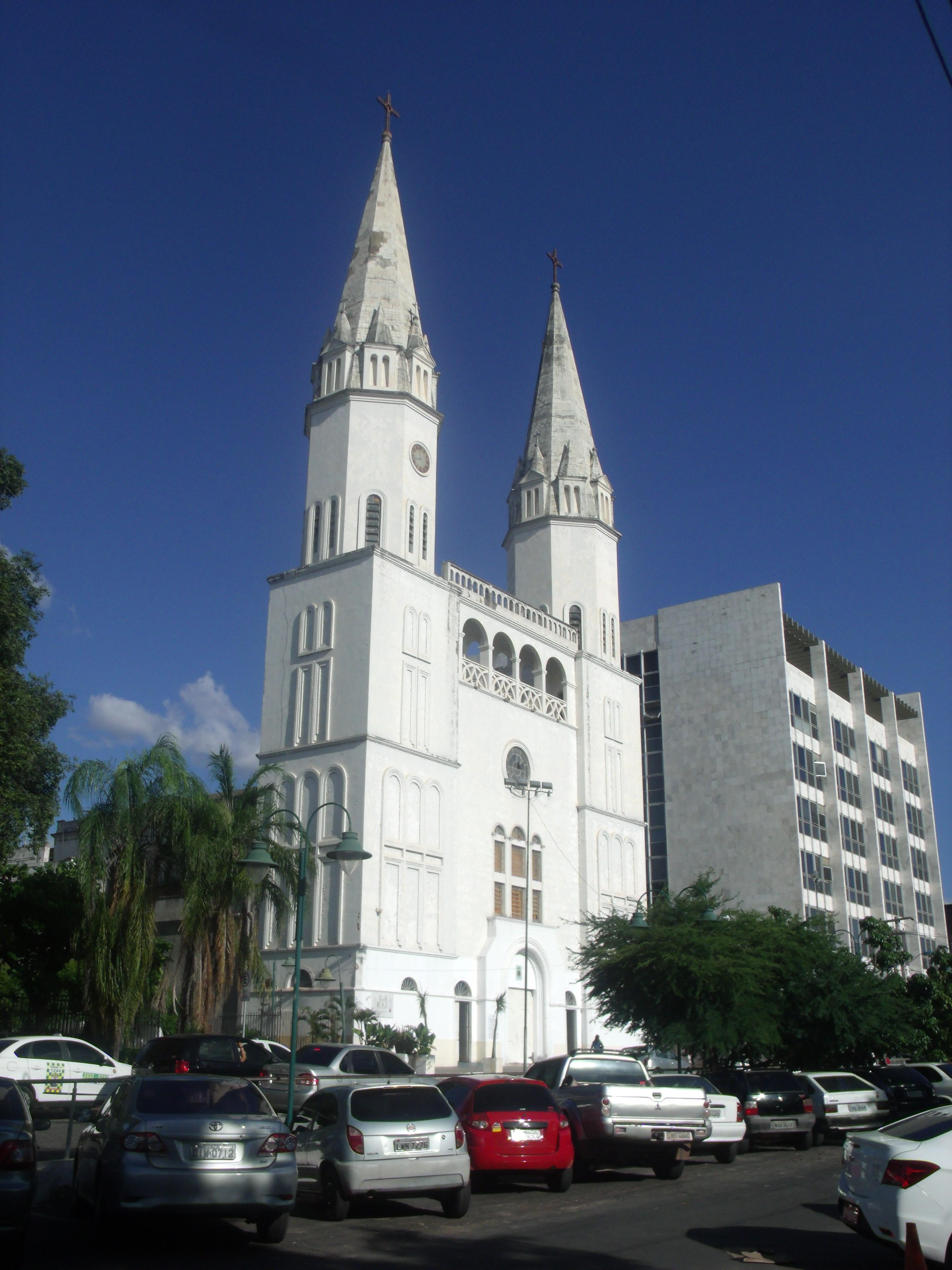 Igreja de Nossa Senhora do Amparo