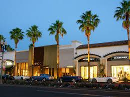 El Paseo