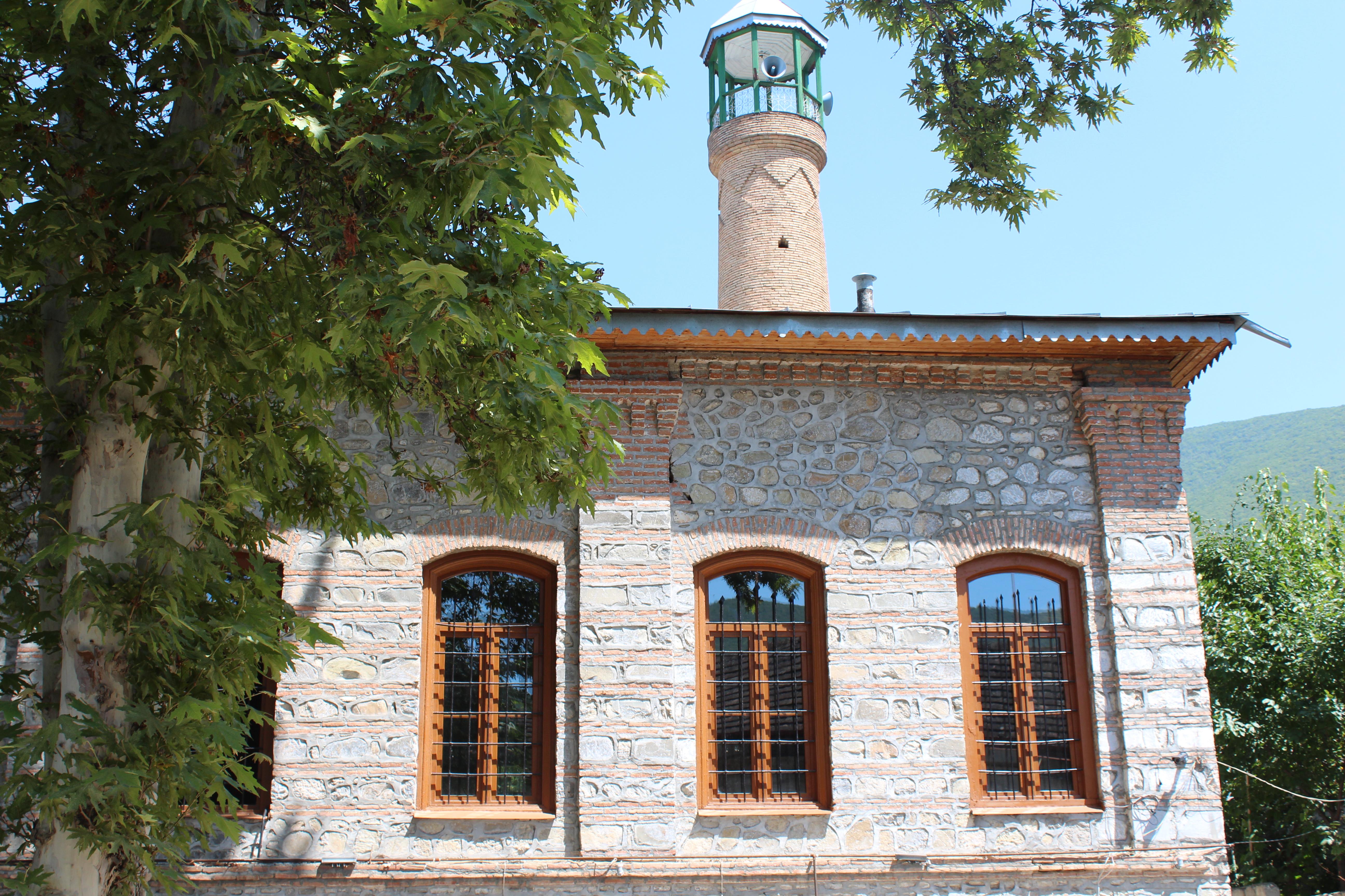 İmam Ali Camii