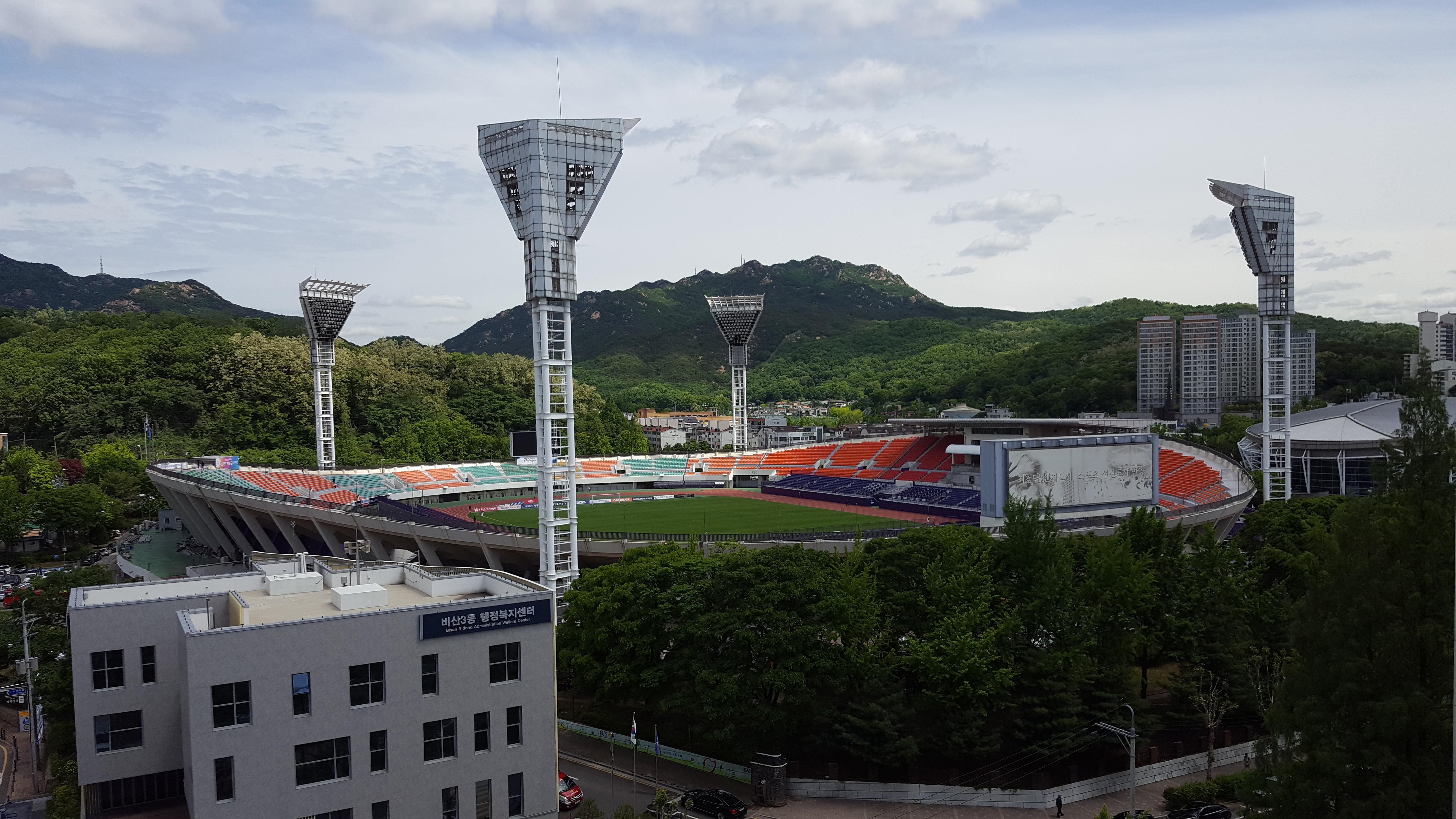 Kompleks Sukan Anyang