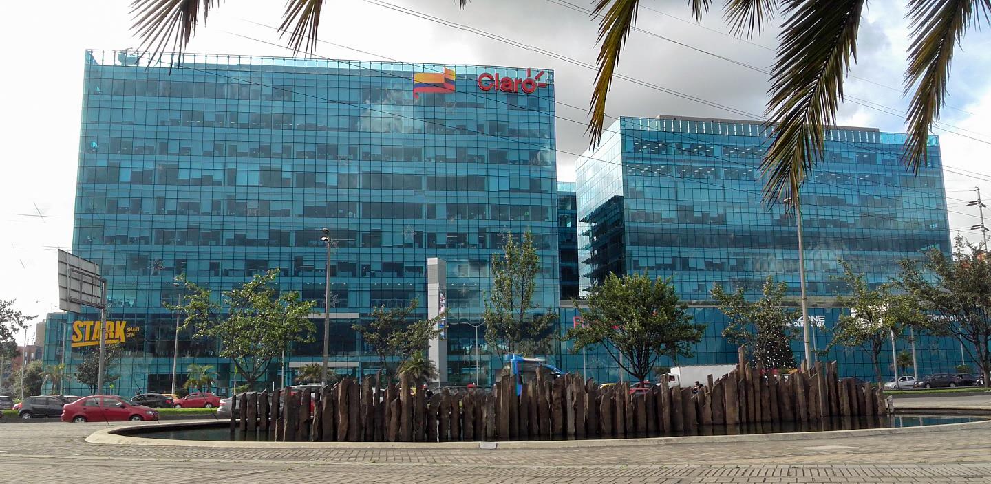 Plaza Claro