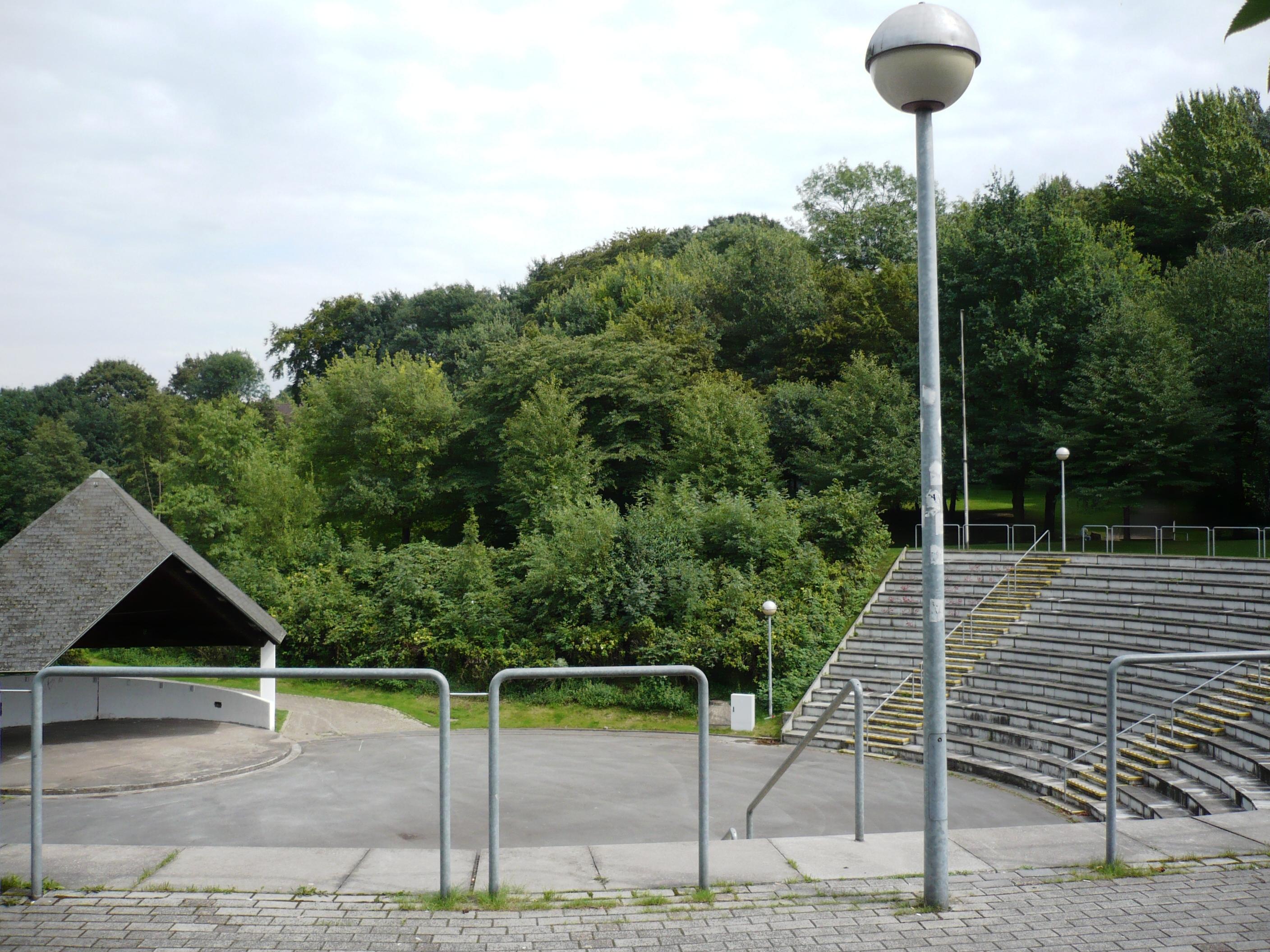 Dubois-Arena